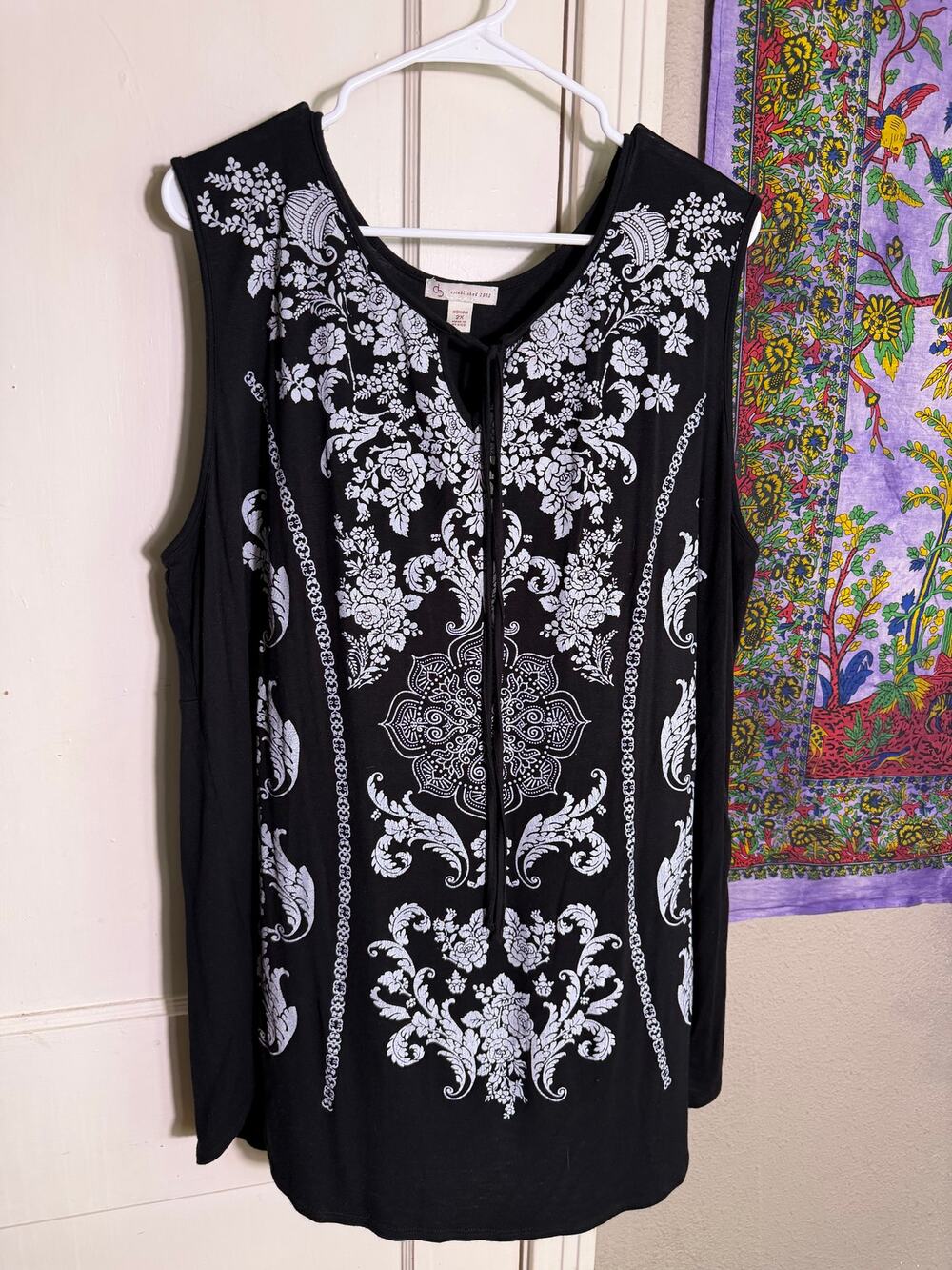 C&B Womens 2X Black White Floral Boho Sleeveless Tunic Top Lace Up Plus Size